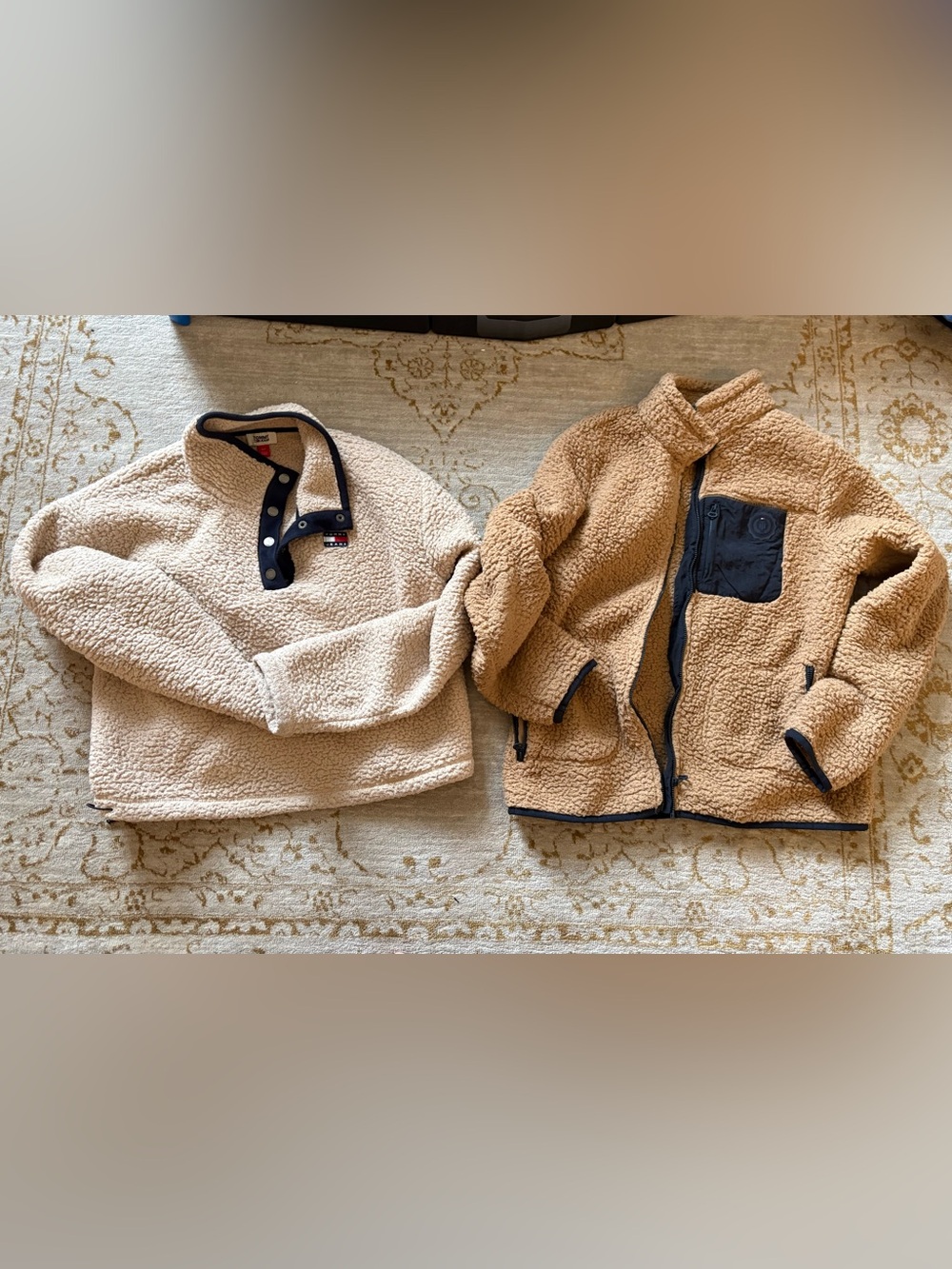 Women’s Small Tommy Hilfiger Sherpa Set - Zip up and Cropped Pullover